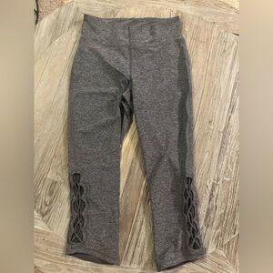 Lululemon crop 22”
